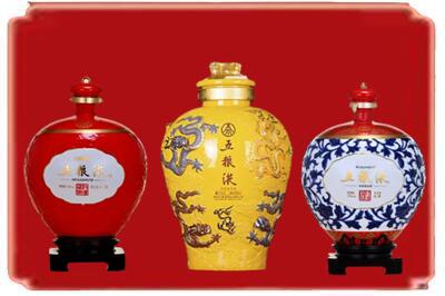 德州烟酒回收五粮液各种摆件.jpg